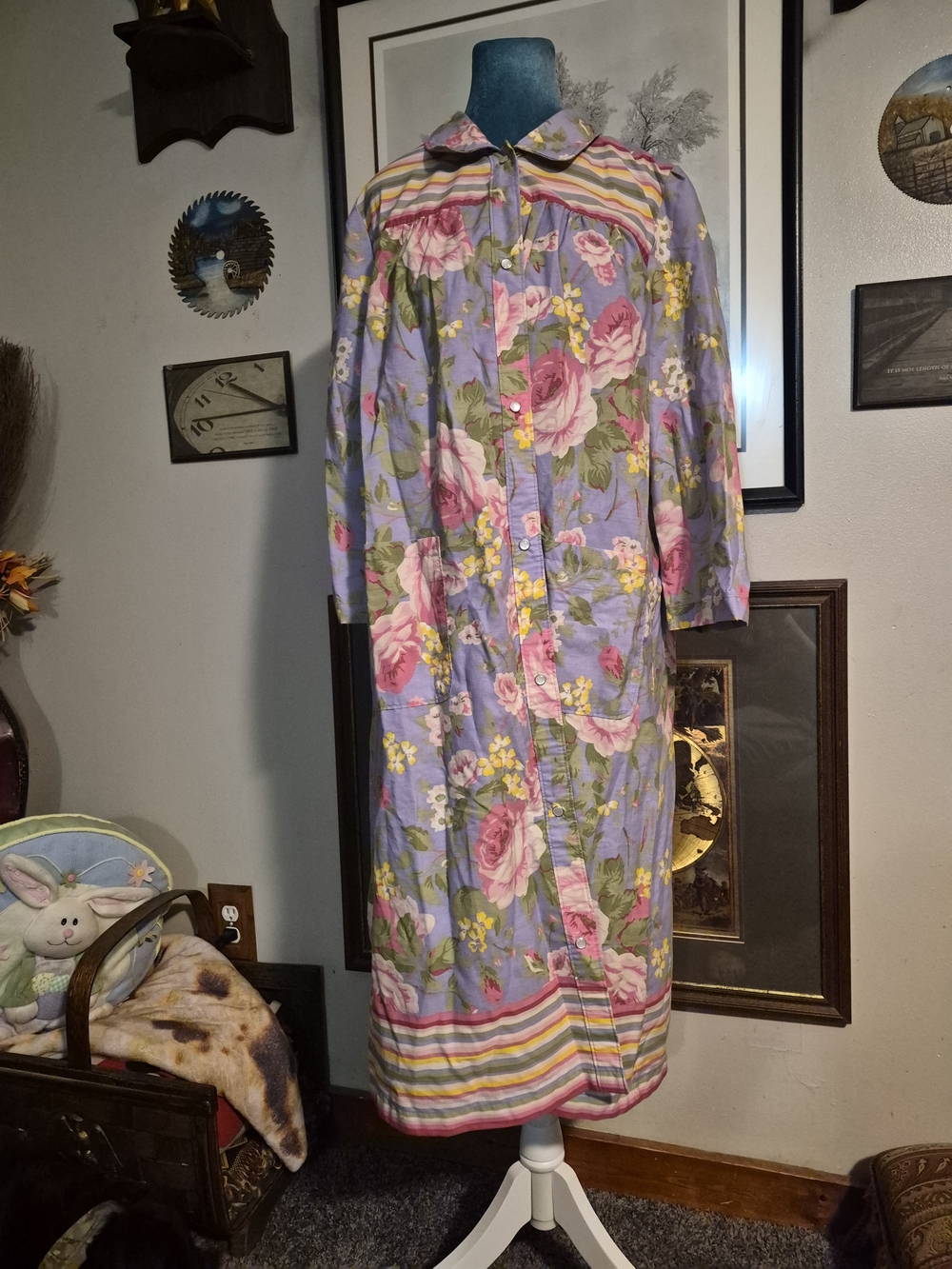 The Tog Shop Purple Floral Button-Front House Coat Duster Large